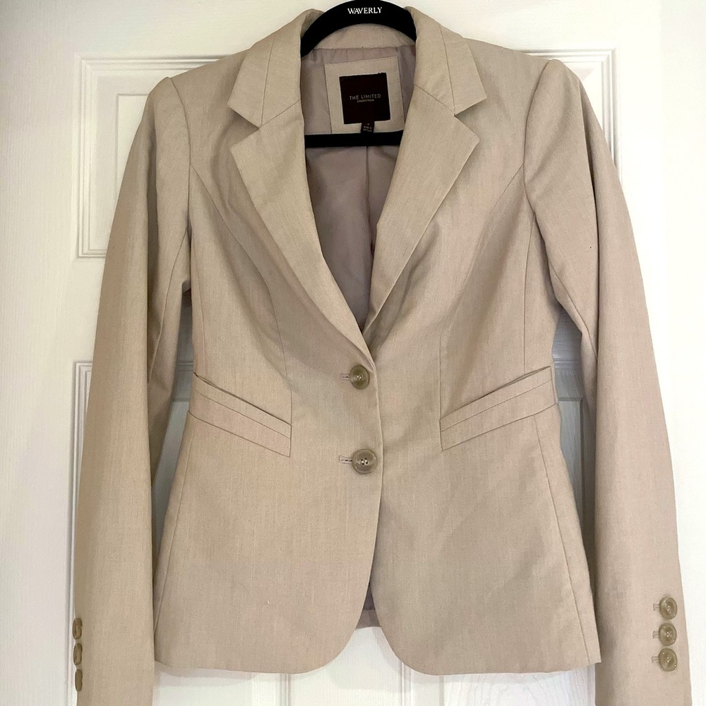 Limited Collection 2 button blazer